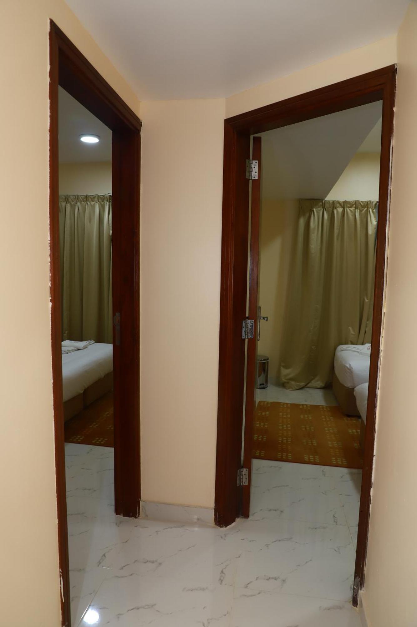 Onyx Hotel Apartments - Maha Hospitality Group Аджман Экстерьер фото